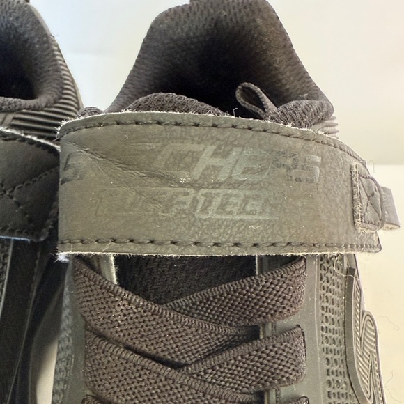 Skechers Tuff Tech Boys Sneakers – Size 11 - Picture 4 of 7